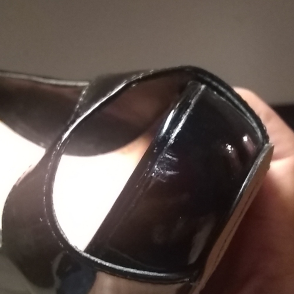 Heels - Picture 7 of 8